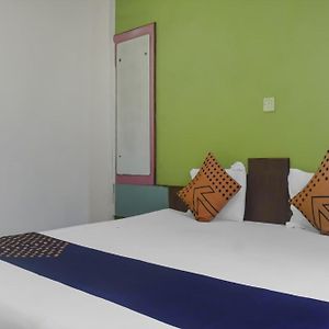 Hotel O Peacock Lodging